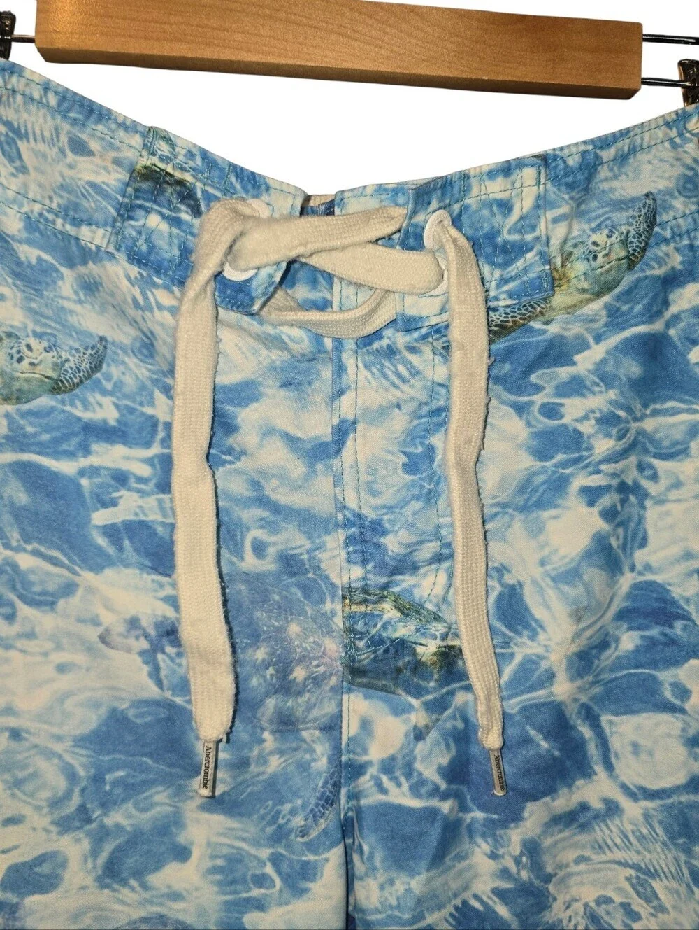 Abercrombie & Fitch Turtle Print Board Shorts Surfer Swim Trunks Men’s Blue Med.